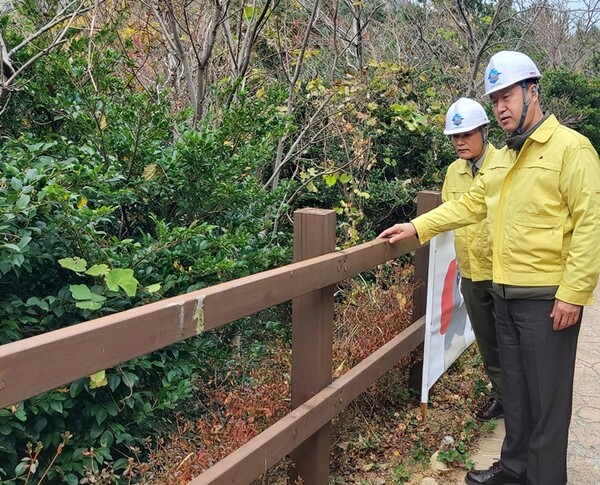 송형근 국립공원관리공단 이사장이 11월 10일 ~ 11일 다도해해상국립공원 청산도 현장을 방문하여 안전점검을 실시했다.